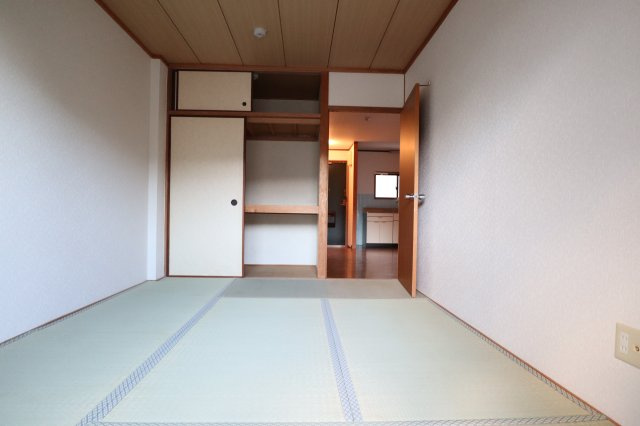 中村ハイツの和室
