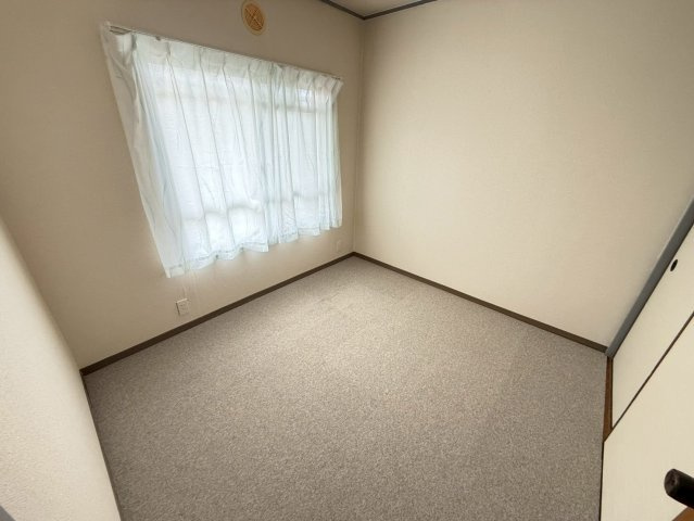 南京終マンションA棟の洋室