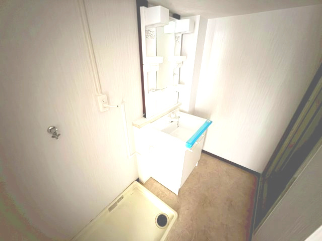 南京終マンションA棟の洗面所