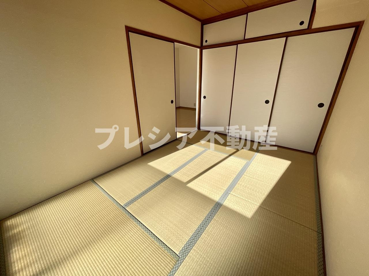 ドミール甲子園の和室