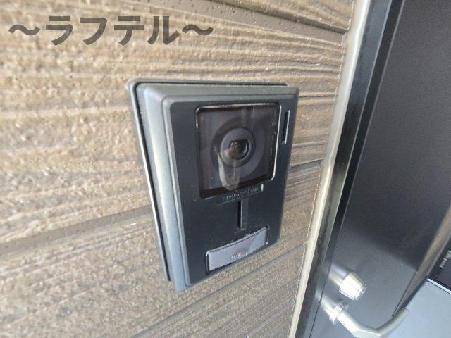 街角と休日のフェリーチェのセキュリティ