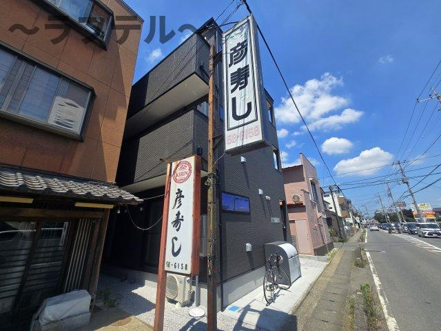 街角と休日のフェリーチェの展望