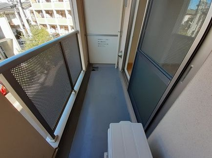あすなろハウスⅡのバルコニー