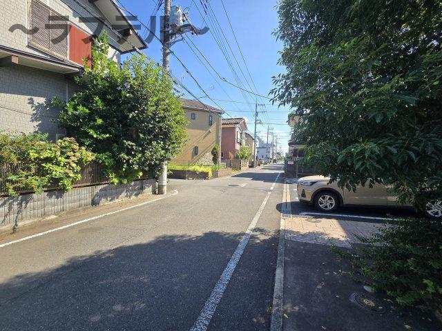 所沢市中新井２丁目のアパートの周辺