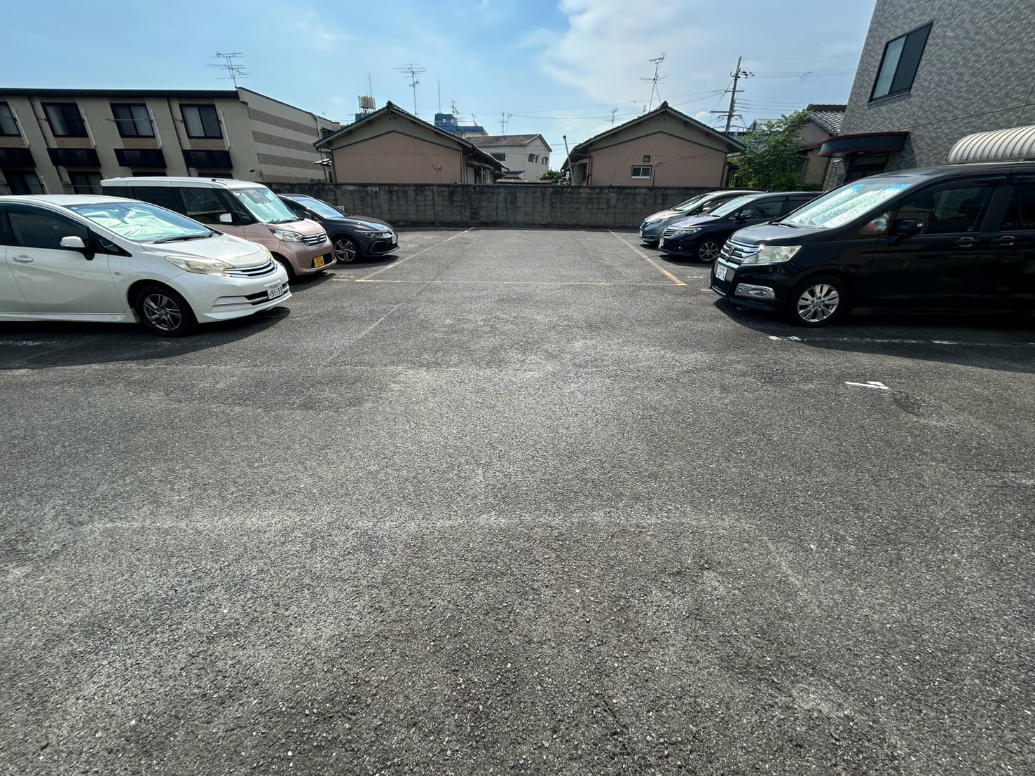 エクセルコート奈良南の駐車場
