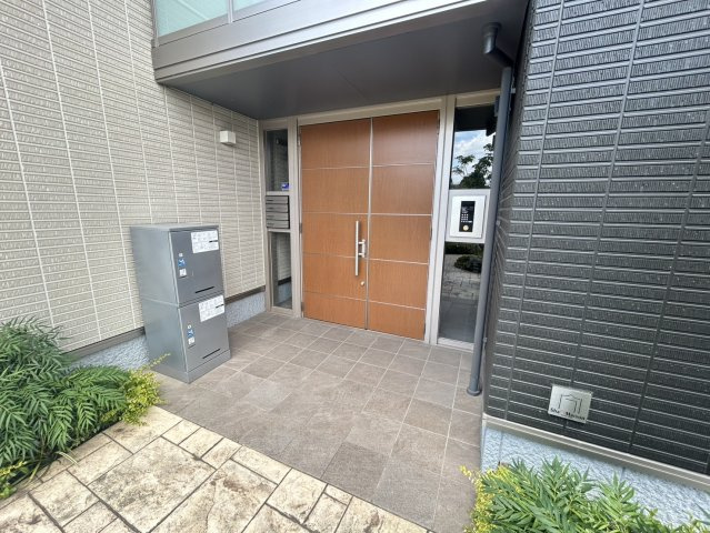フローラルコートのエントランス