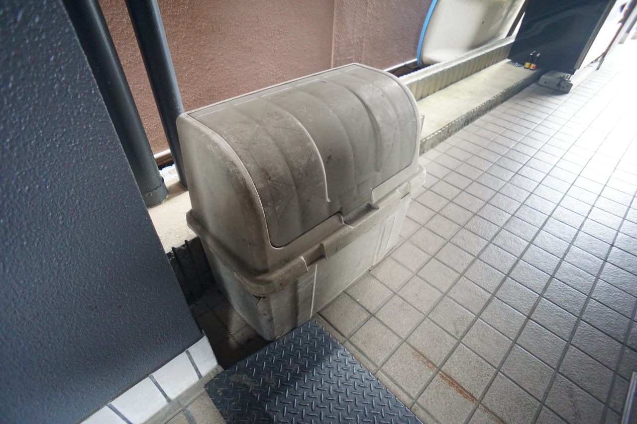 トータスBldの駐車場