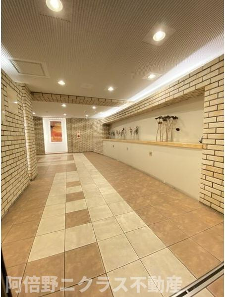 CITY　SPIRE美章園のエントランス