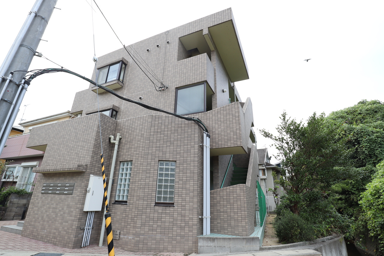 ノーブル参番館の外観
