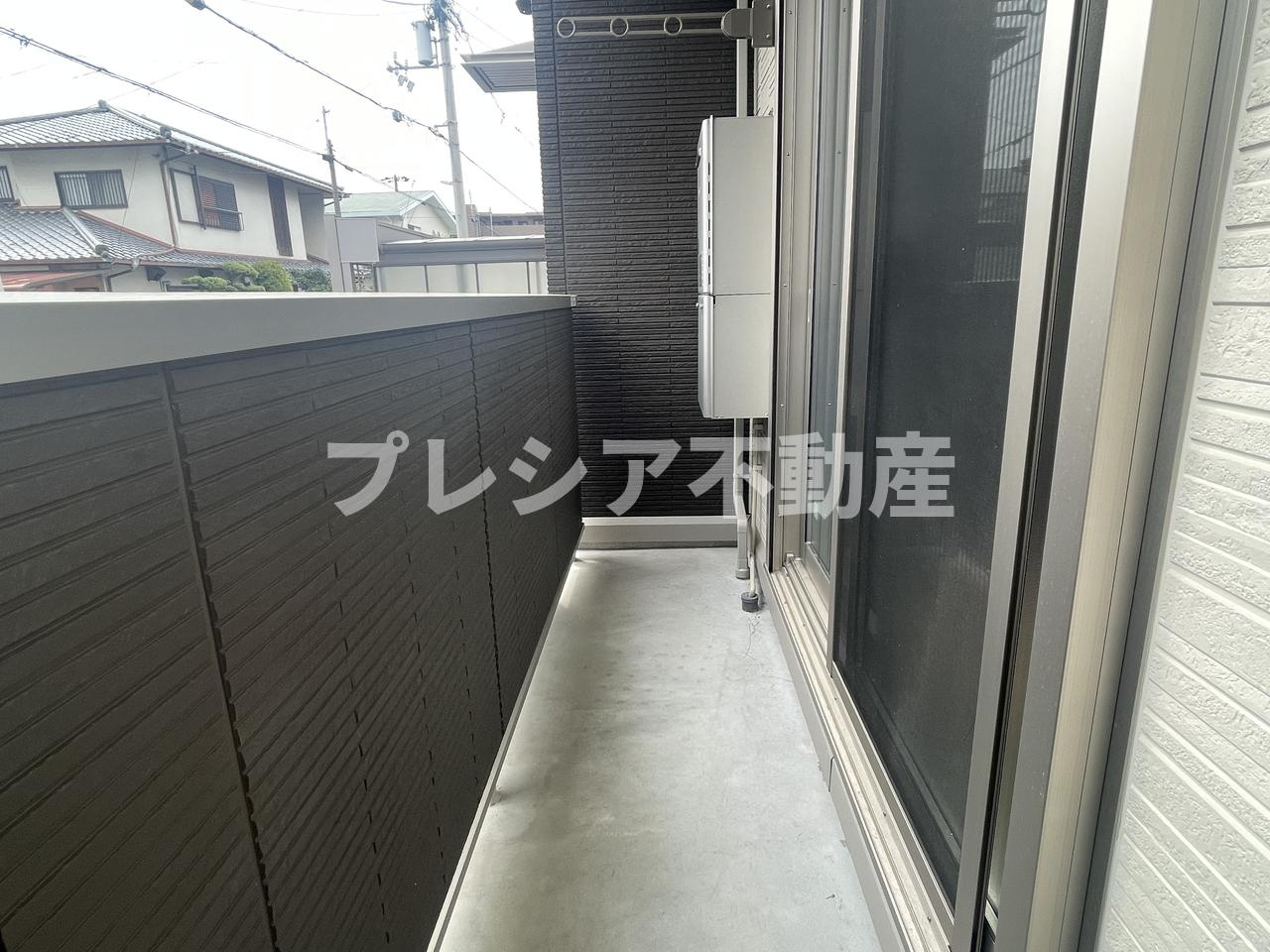 チェーン・パレス上甲子園のバルコニー