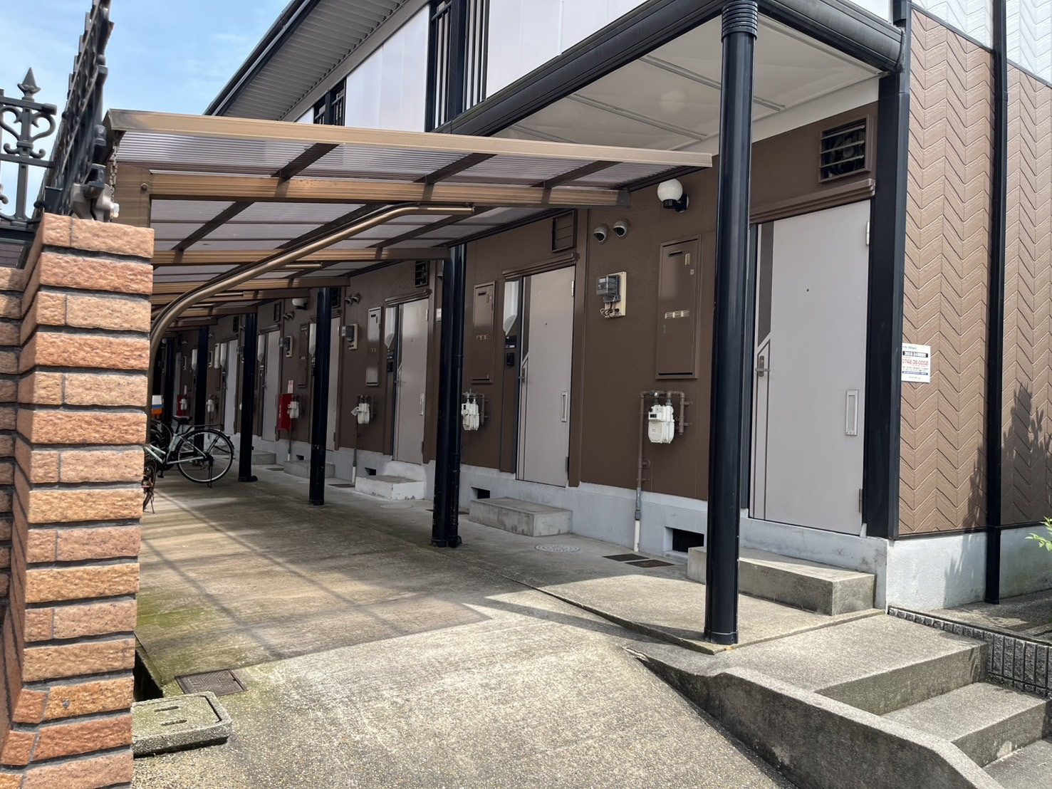 ＳＵＮＲＩＳＥ萩のエントランス