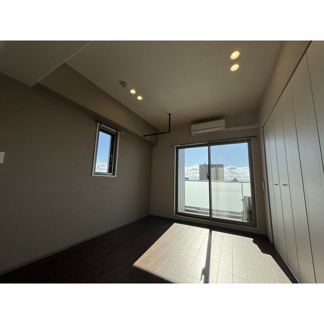 Broad阿倍野阪南町Residenceの洋室