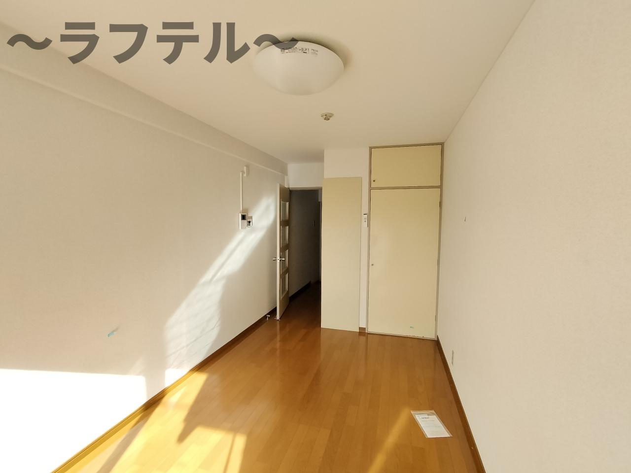 所沢市小手指町２丁目の賃貸マンションの居間・リビング