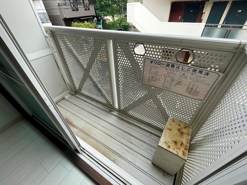 神戸市東灘区住吉宮町３丁目のマンションのバルコニー