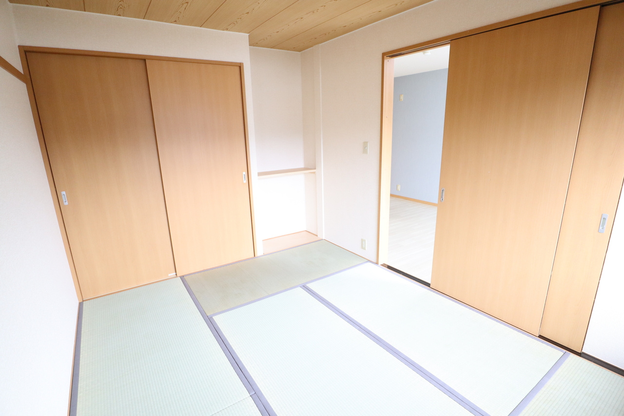 サンクコール朝和Aの和室