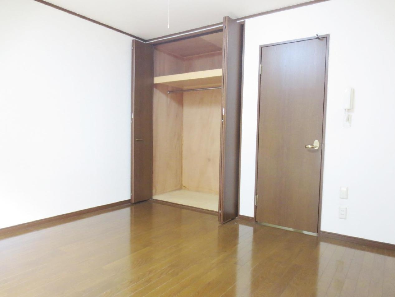 カオルハイツ1の収納|別号室の参考写真です。