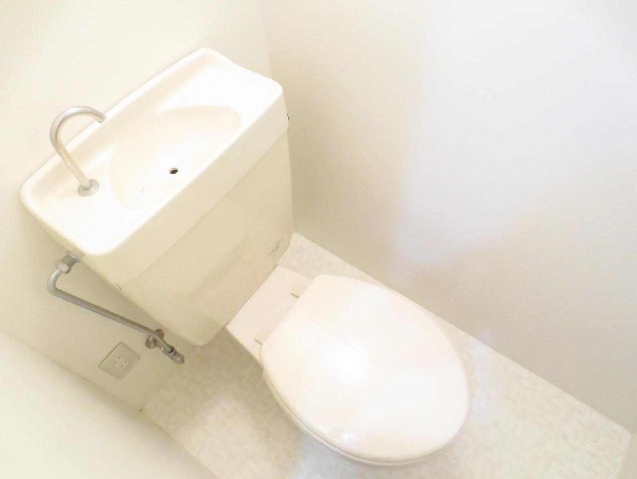 カオルハイツ1のトイレ|別号室の参考写真です。