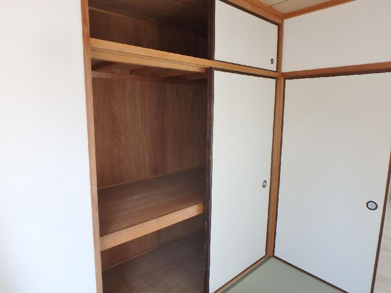 西宮市松籟荘のマンションの収納