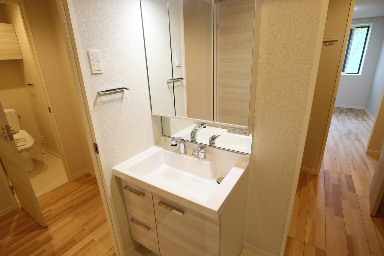 INFINIの洗面所