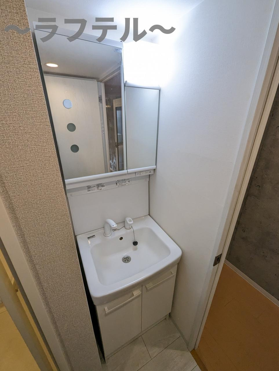 アートフル所沢ヒルズの独立洗面台|別部屋イメージ写真
