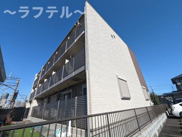 所沢市大字上安松のアパートの外観