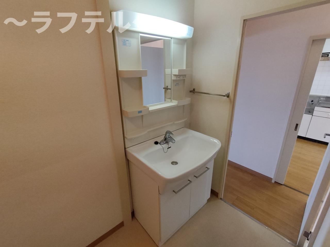 コーポレート美原Ⅰの独立洗面台