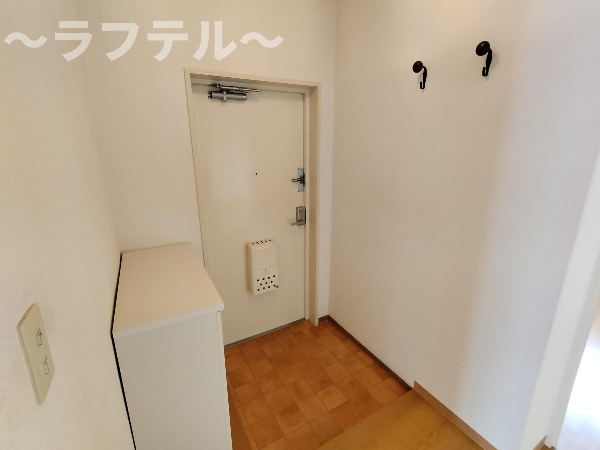 コーポレート美原Ⅰの玄関|別部屋イメージ写真