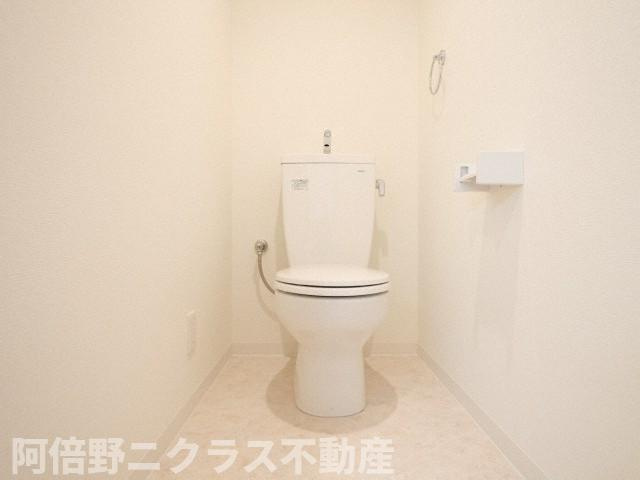 RB桑津のトイレ|内装は別部屋の参考写真です。