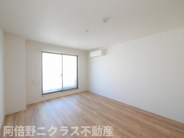 RB桑津の居間・リビング|内装は別部屋の参考写真です。