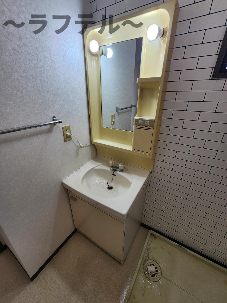 グランカーサA棟の洗面所
