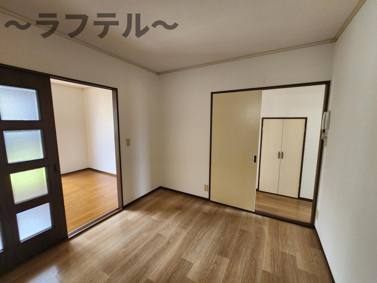 グランカーサA棟の居間・リビング
