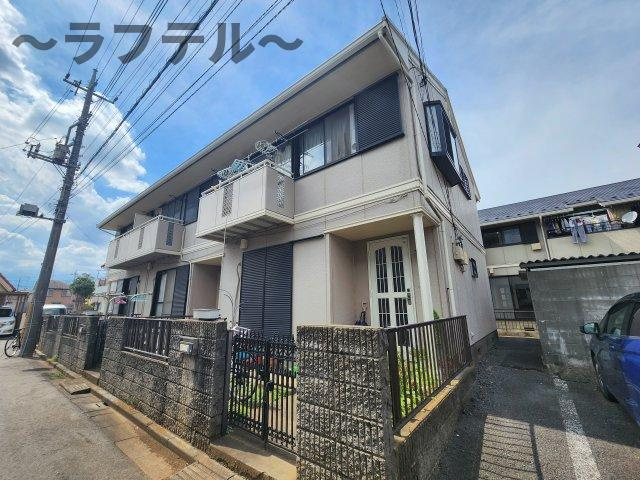 グランカーサA棟の外観
