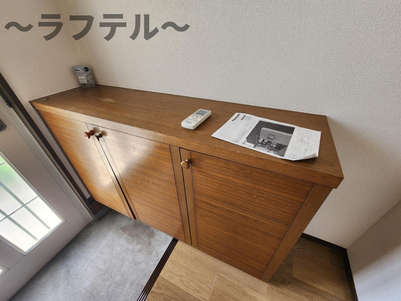 グランカーサA棟の玄関