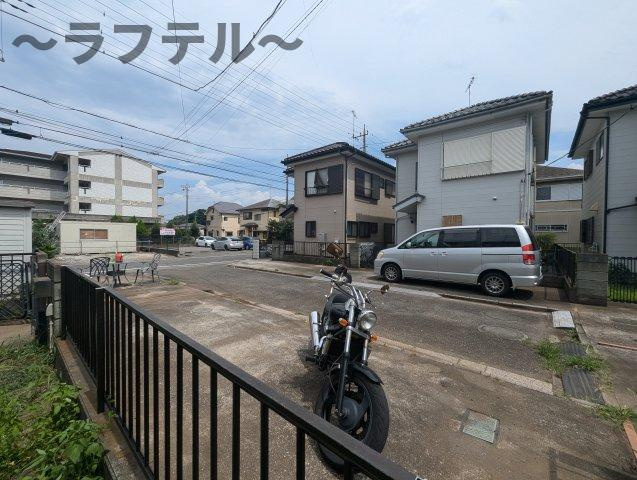 SKヴィレッジC棟の駐車場