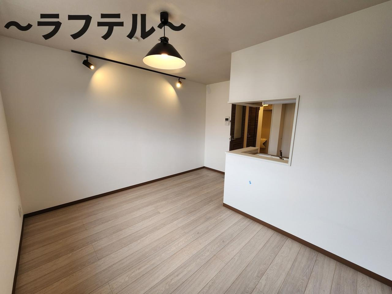 所沢市東町のアパートの居間・リビング