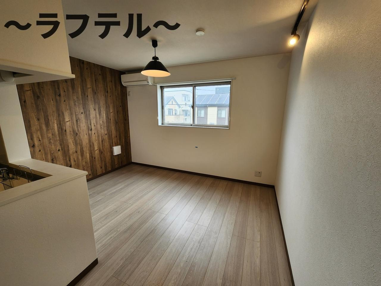 所沢市東町のアパートの居間・リビング