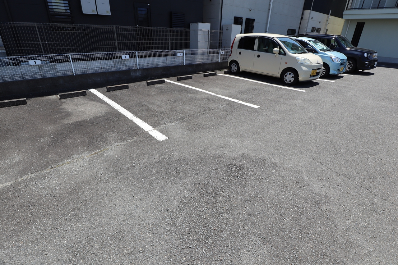 スタジオＭの駐車場