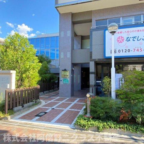 シーダー針中野のエントランス