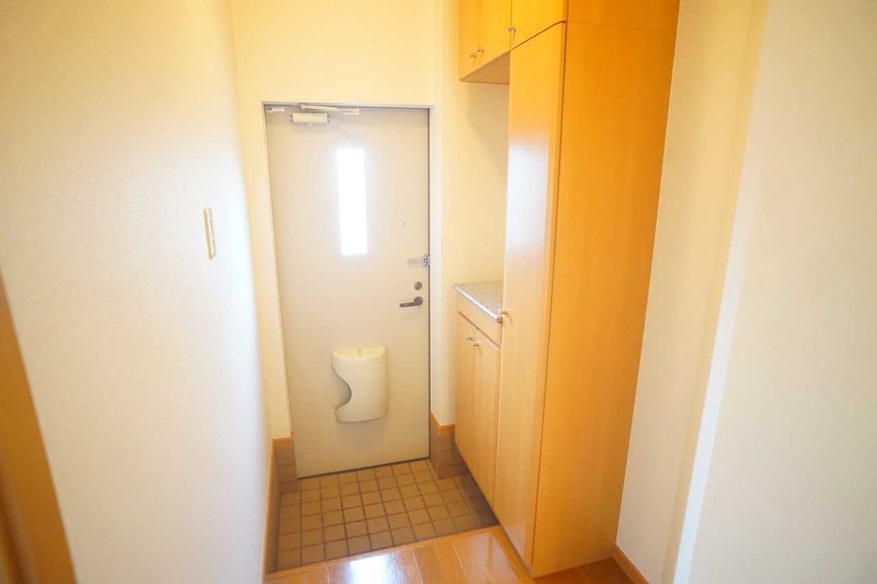 グラン　ソレイユ　Ｃの玄関