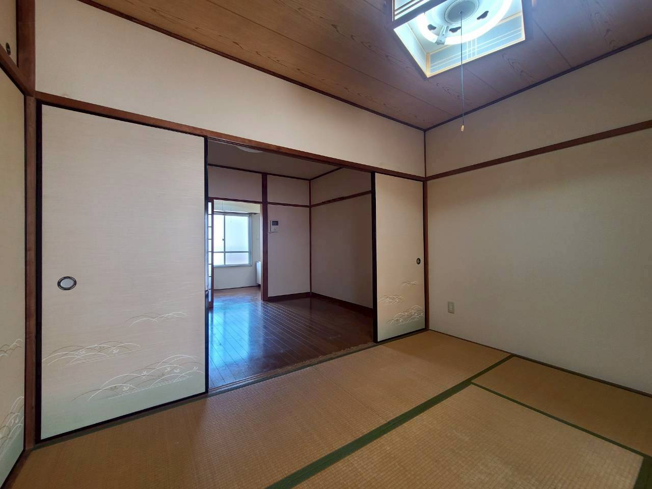 グランコート西大寺２番館の和室