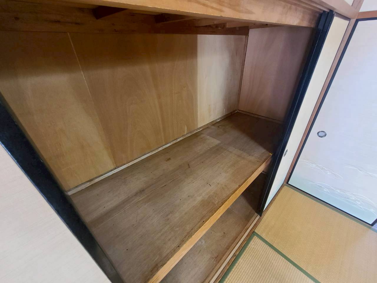 グランコート西大寺２番館の収納