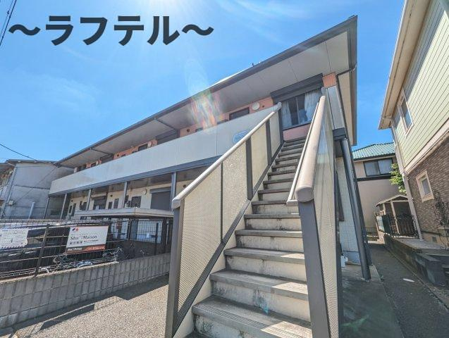 ウエストファミールの周辺
