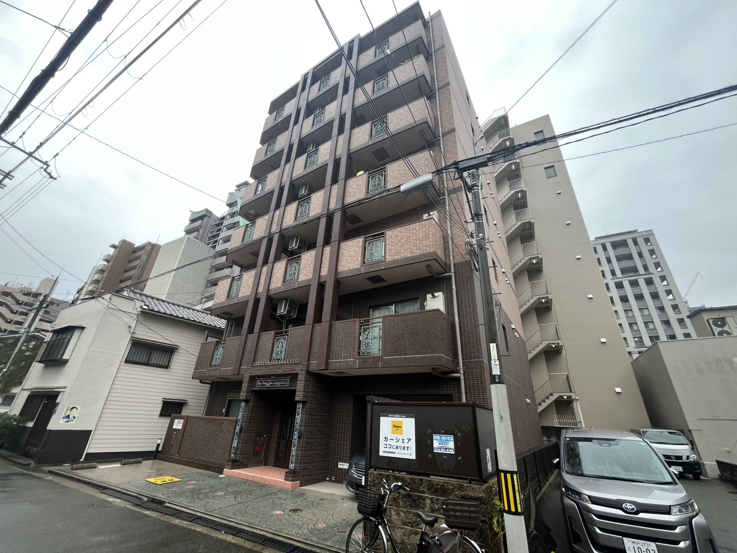 モンマール三宮の外観|外はこのようになっています