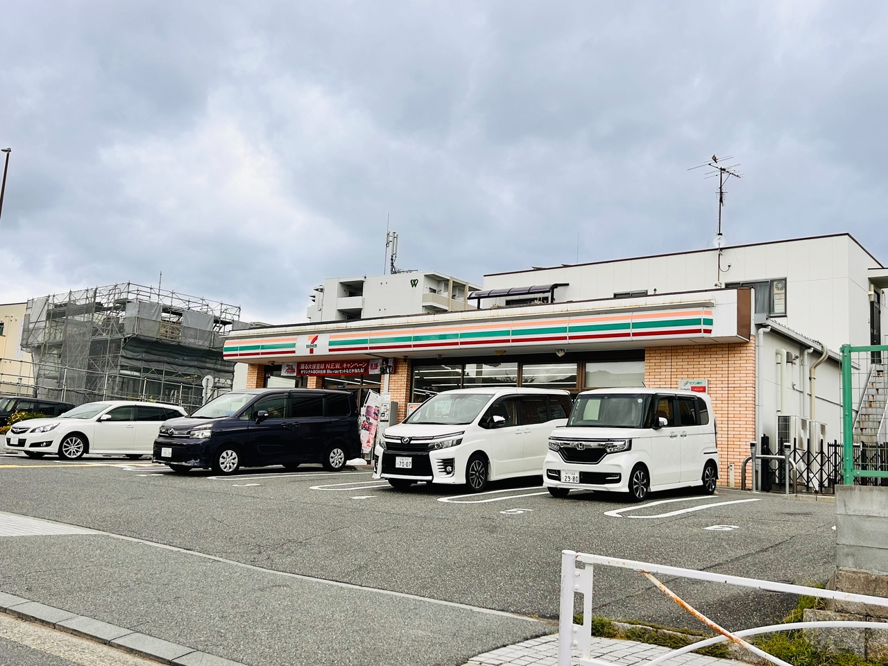 須磨寺町4丁目貸戸建の外観|セブンイレブン神戸須磨行幸町店