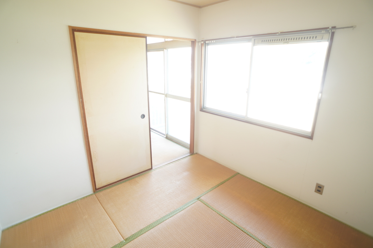 鳩マンションの和室