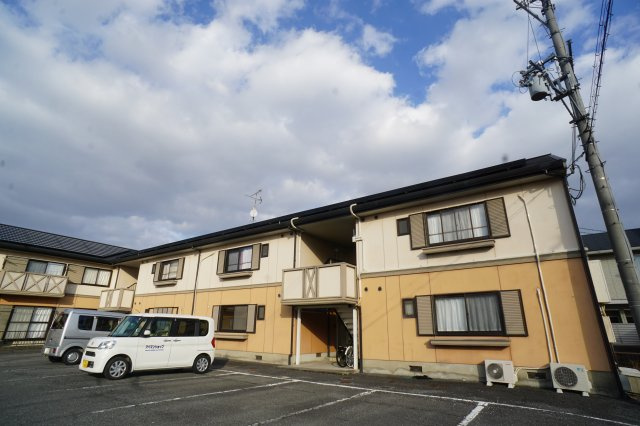 ルミエール四条の外観