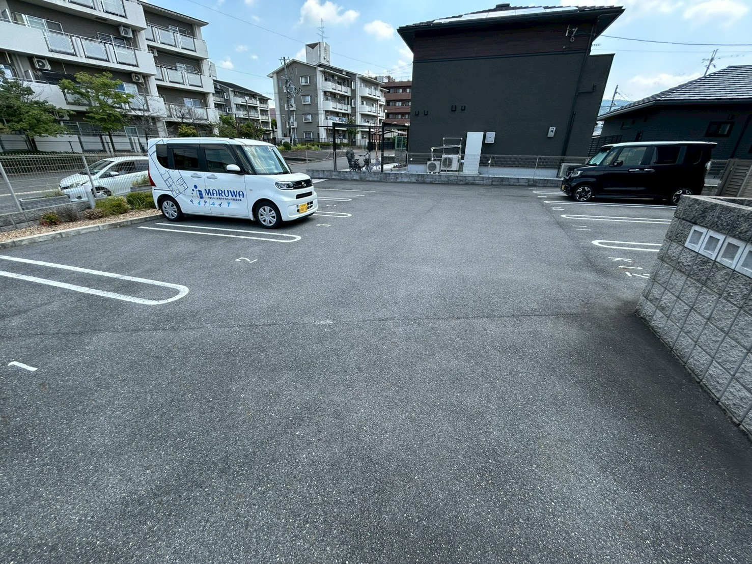 プラン　ドゥ　ボーテの駐車場