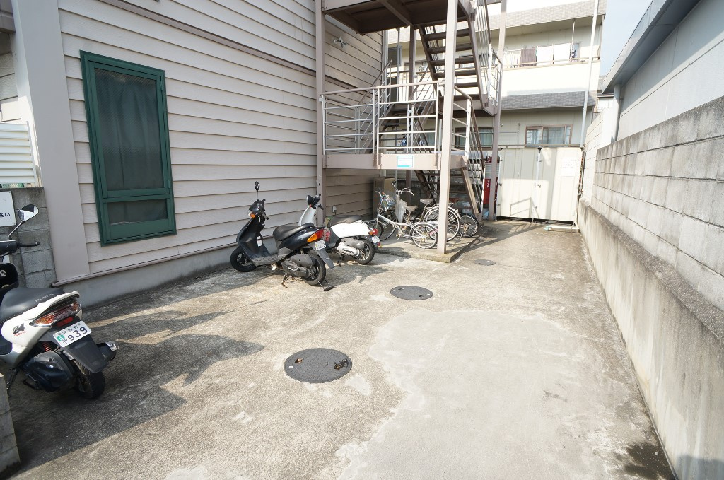 ＡｐａｒｔｍｅｎｔｓＮｅｏせやきたのエントランス