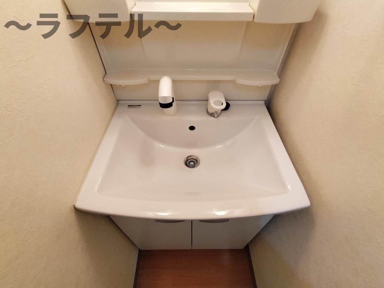 ラ・シャンテの洗面所|別部屋イメージ写真