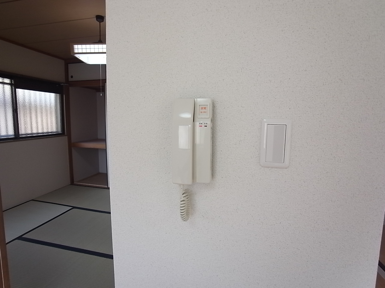 富雄サンパレスⅠ号館の設備